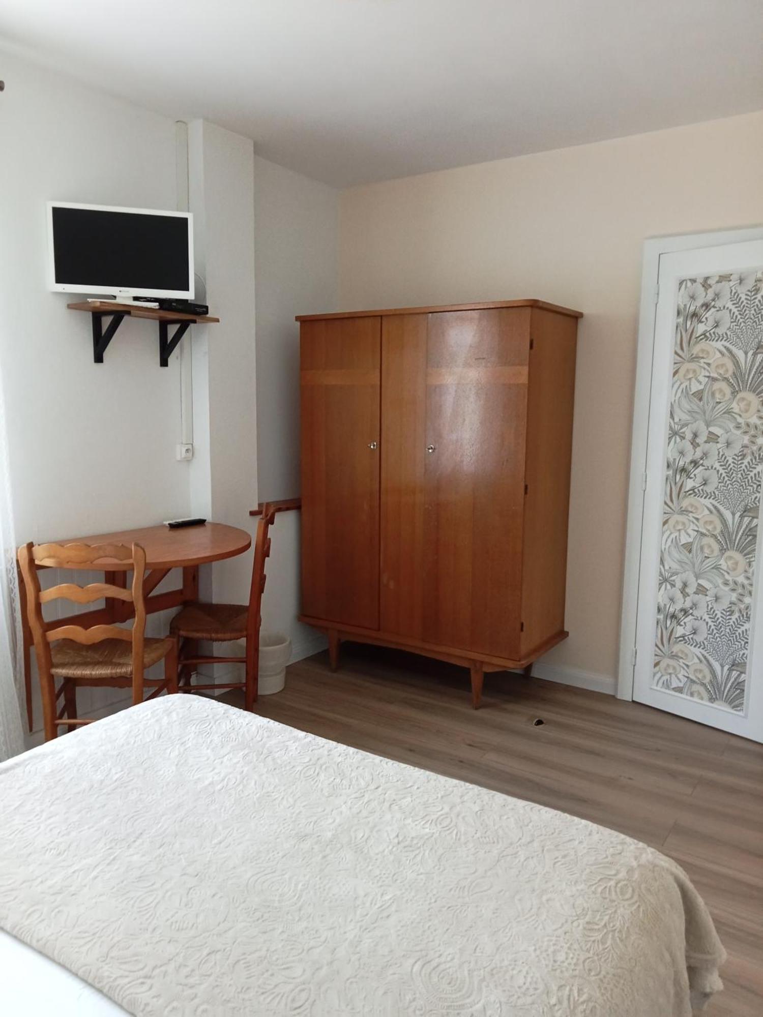 L'Auberge De Lugos Buitenkant foto